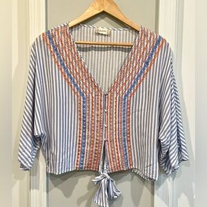 Altar’d State Women’s  Boho Tie Front Crop Top Butterfly Sleeve Embroidered Sz S